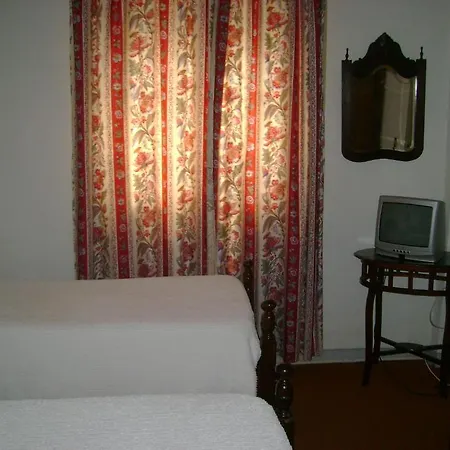 Residencial Choupal Penzion